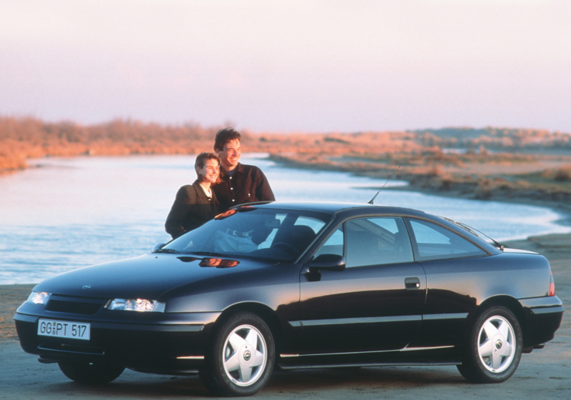 Illustration for article titled 6 Cars You Should Import (That Still Obey The Insane US 25-Year Rule)